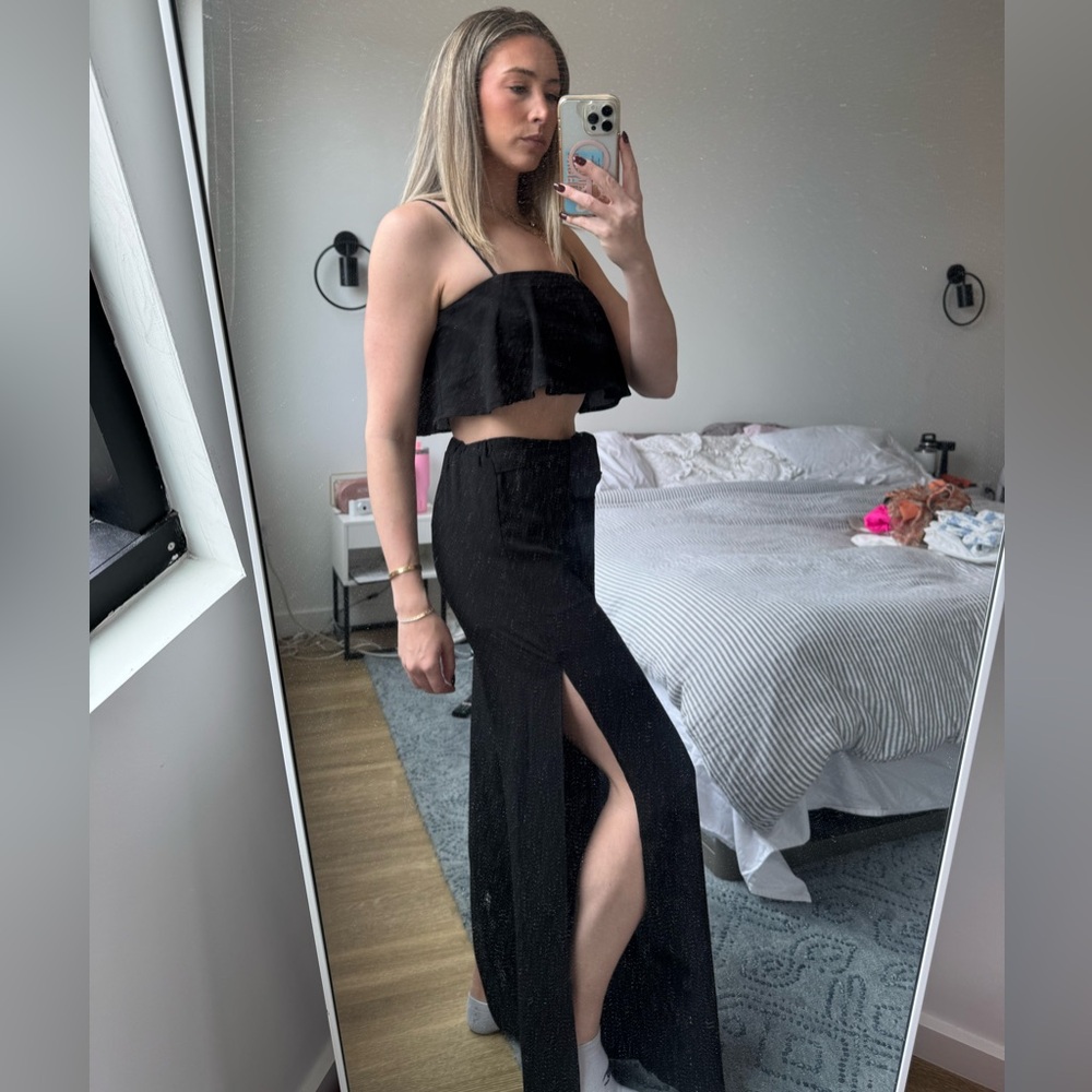 Black Two Piece Set - Picture 3 of 7